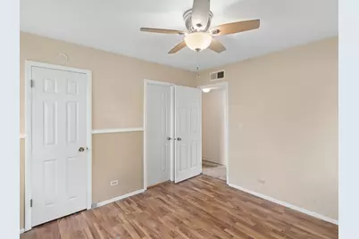 154 Stonehurst Drive, Elgin, IL 60120 - Photo 12