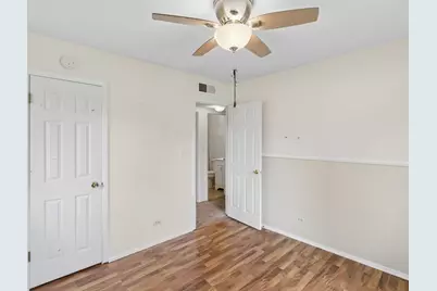 154 Stonehurst Drive, Elgin, IL 60120 - Photo 16