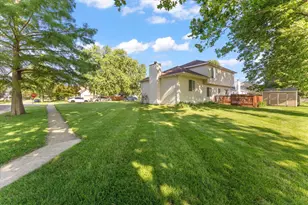 1708 Oak Park Dr, Champaign, IL 61822 - Photo 40