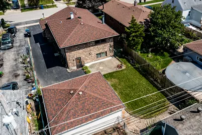 8326 S 78th Avenue, Bridgeview, IL 60455 - Photo 20