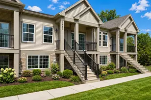 265 Regency Ct, Wauconda, IL 60084 - Photo 1