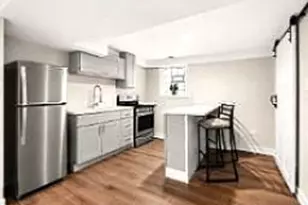 2937 N 74th Ct, Elmwood Park, IL 60707 - Photo 18
