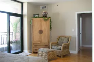 400 W Ontario St, Chicago, IL 60654 - Photo 10