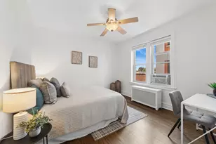 1345 W Greenleaf Ave, Chicago, IL 60626 - Photo 8