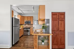 1345 W Greenleaf Ave, Chicago, IL 60626 - Photo 14
