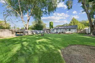 88 S Seebert St, Cary, IL 60013 - Photo 18