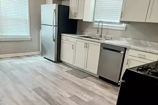 2009 Carmel Blvd, Zion, IL 60099 - Photo 6