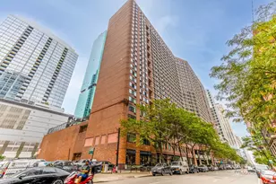 211 E Ohio St, Chicago, IL 60611 - Photo 2