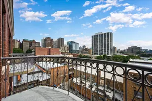 545 W Aldine Ave, Chicago, IL 60657 - Photo 6