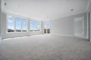 545 W Aldine Ave, Chicago, IL 60657 - Photo 16