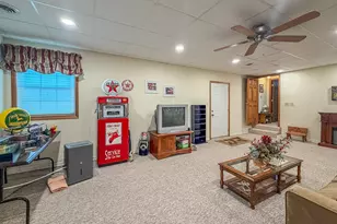 2309 E Lakeview Dr, Casey, IL 62420 - Photo 42