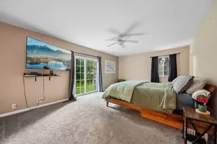 [Address not provided], Lindenhurst, IL 60046 - Photo 22