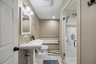[Address not provided], Lindenhurst, IL 60046 - Photo 24