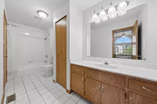 16051 Laurel Dr, Orland Park, IL 60462 - Photo 22