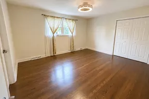 606 71st St, Darien, IL 60561 - Photo 18