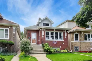 7911 W Westwood Dr, Elmwood Park, IL 60707 - Photo 2