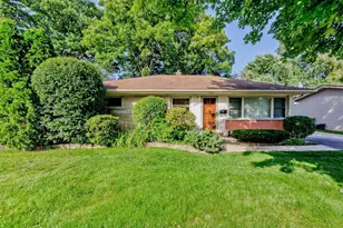1025 Longaker Rd, Northbrook, IL 60062 - Photo 2