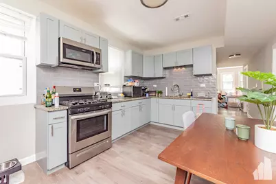 2923 N Avers Avenue #2, Chicago, IL 60618 - Photo 6