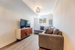 9154 S Luella Ave, Chicago, IL 60617 - Photo 24