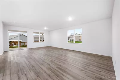 301 Westminster Court, North Aurora, IL 60542 - Photo 8