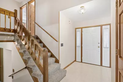 5401 W Chasefield Circle, McHenry, IL 60050 - Photo 4