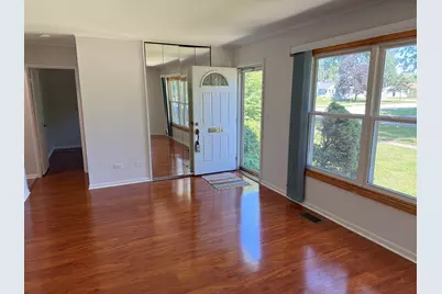 2507 Campbell Street, Rolling Meadows, IL 60008 - Photo 2