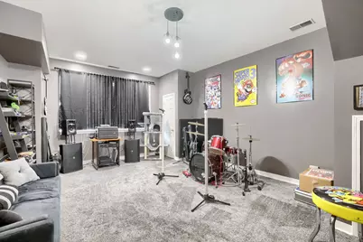 1127 E Prairie Avenue, Des Plaines, IL 60016 - Photo 12