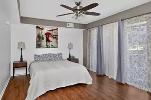 513 Timber Ridge Dr, Carol Stream, IL 60188 - Photo 8