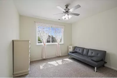 1041 Parkhill Circle, Aurora, IL 60502 - Photo 12