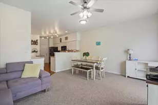 1041 Park Hill Cir, Aurora, IL 60502 - Photo 6