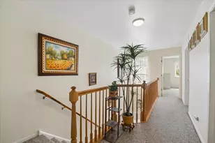 1041 Park Hill Cir, Aurora, IL 60502 - Photo 10