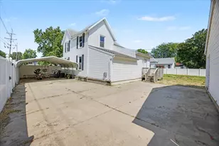 504 E Timber St, Pontiac, IL 61764 - Photo 10