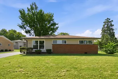 3001 N Sherwood Avenue, Markham, IL 60428 - Photo 1