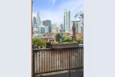 [Address not provided], Chicago, IL 60654 - Photo 38