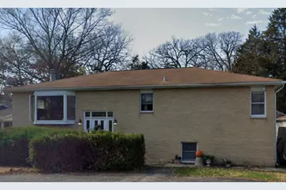 728 N Lakeview Drive, Round Lake, IL 60073 - Photo 1