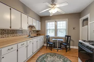389 E Deerpath Rd, Lake Forest, IL 60045 - Photo 14