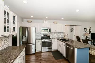 3 Falcon Ridge Court, Algonquin, IL 60102 - Photo 10