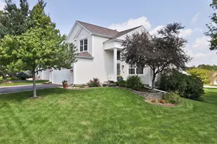 3 Falcon Ridge Ct, Algonquin, IL 60102 - Photo 2