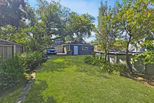 2316 N 76th Ct, Elmwood Park, IL 60707 - Photo 28