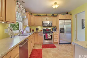 4902 Pyndale Dr, McHenry, IL 60050 - Photo 6