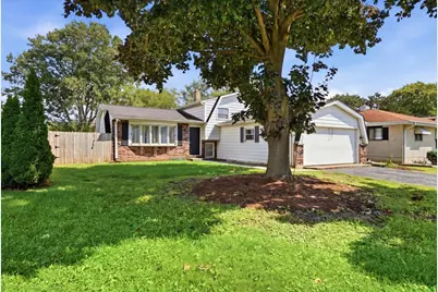 609 Baldwin Avenue, Waukegan, IL 60085 - Photo 2