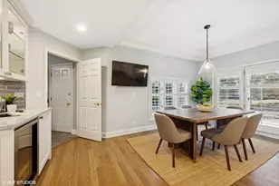 1604 Burr Ridge Club, Burr Ridge, IL 60527 - Photo 10