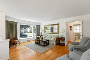 5312 Crain St, Skokie, IL 60077 - Photo 2