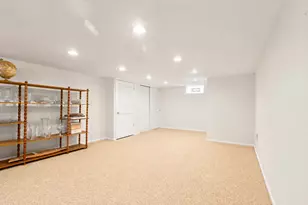 5312 Crain St, Skokie, IL 60077 - Photo 14