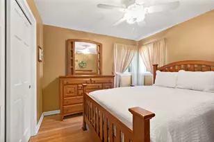 5312 Crain St, Skokie, IL 60077 - Photo 10