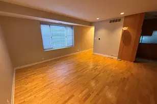 744 W Gordon Terrace, Chicago, IL 60613 - Photo 2