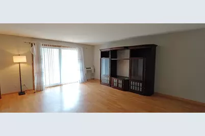4835 N Central Avenue #212, Chicago, IL 60630 - Photo 2