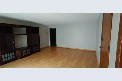 4835 N Central Avenue #212, Chicago, IL 60630 - Photo 4