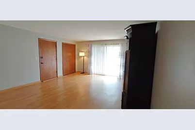 4835 N Central Avenue #212, Chicago, IL 60630 - Photo 6