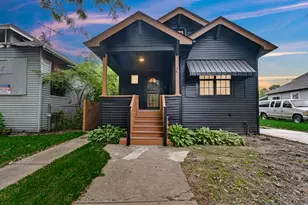 540 W 111th St, Chicago, IL 60628 - Photo 2
